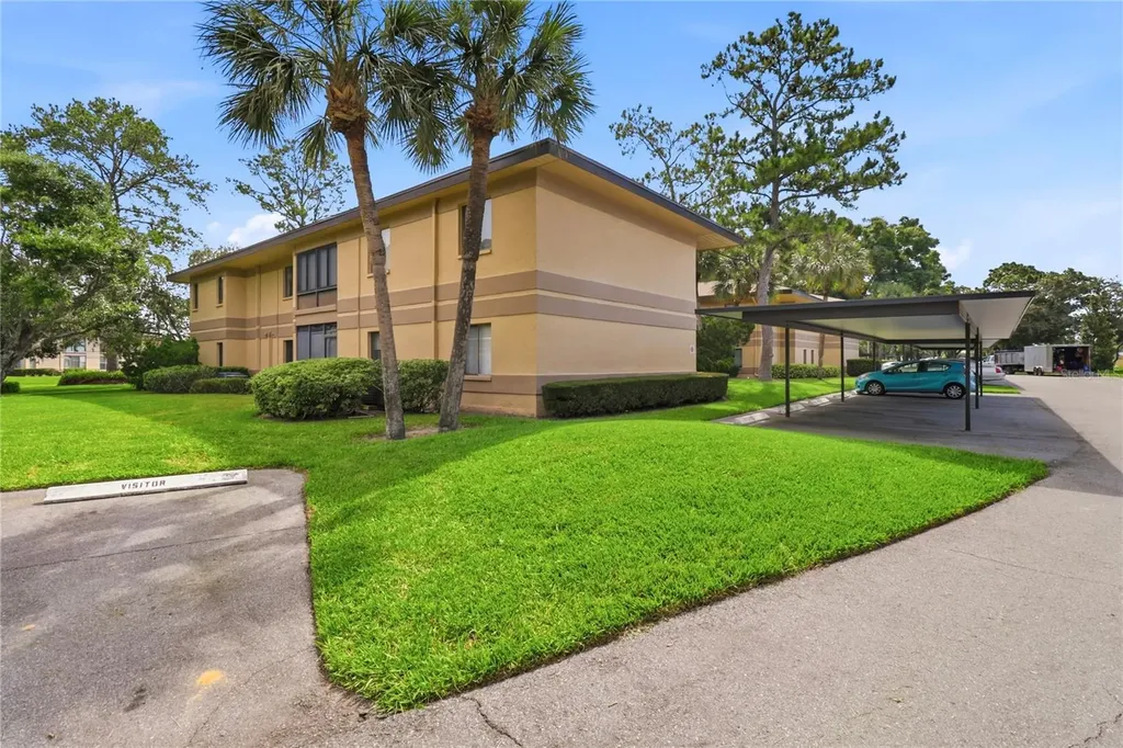 2685 Sabal Springs Circle Clearwater FL 33761