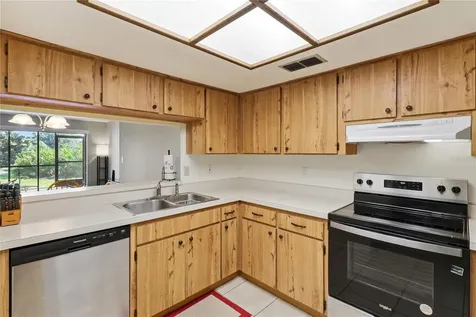 2685 Sabal Springs Circle Clearwater FL 33761