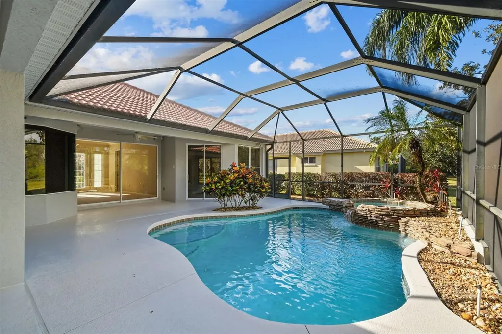 6815 Honeysuckle Trail Lakewood Ranch FL 34202