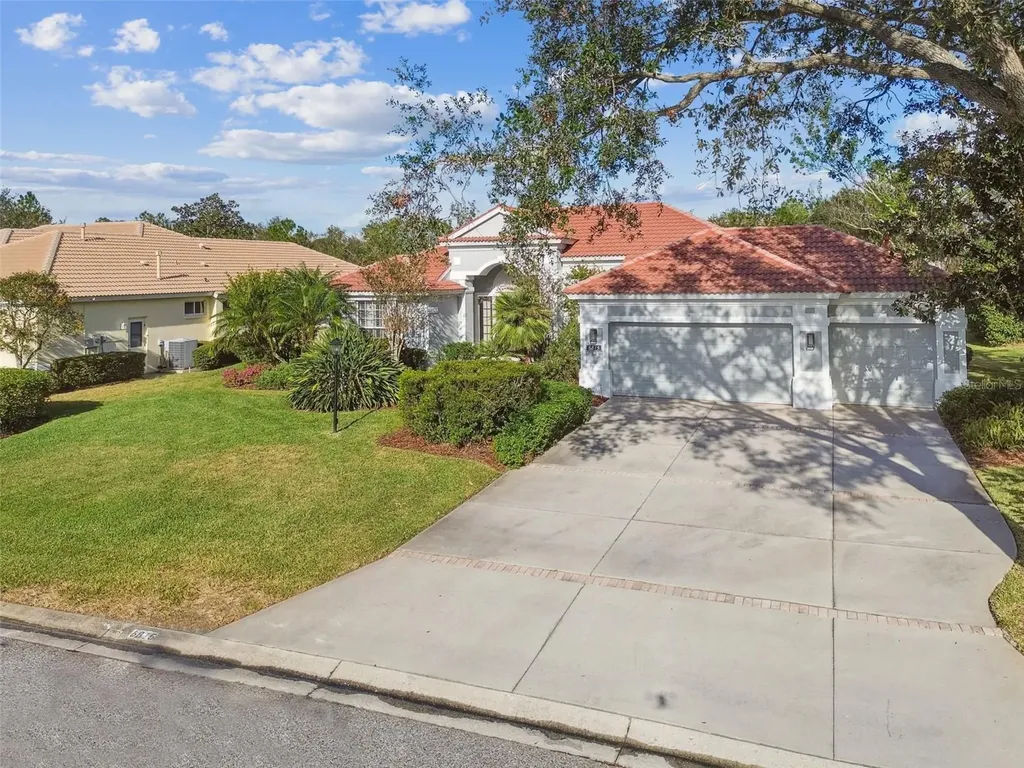 6815 Honeysuckle Trail Lakewood Ranch FL 34202
