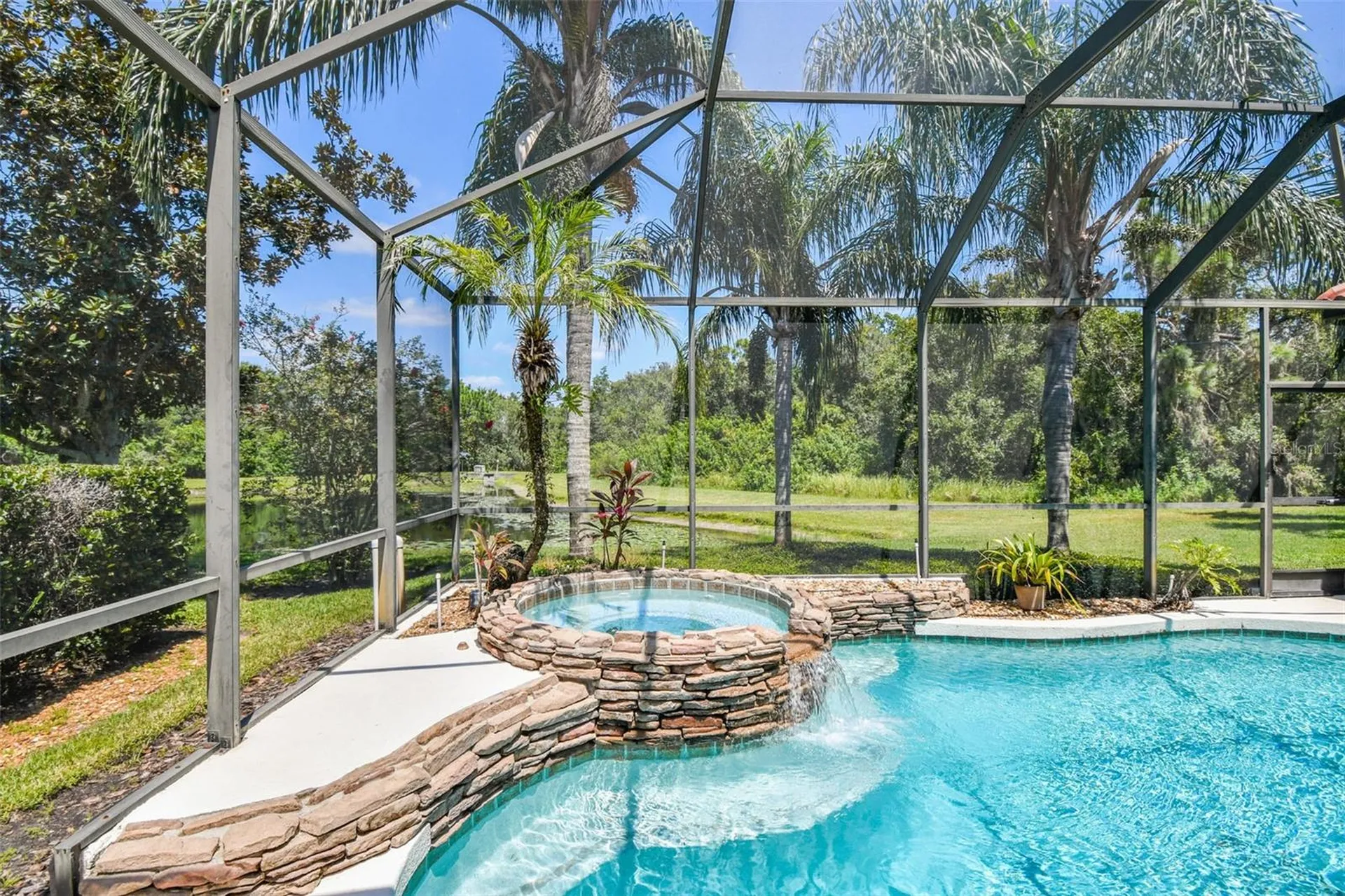 6815 Honeysuckle Trail Lakewood Ranch FL 34202