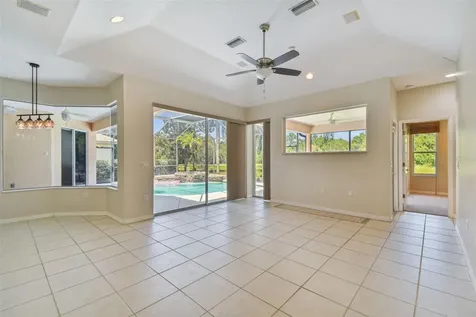 6815 Honeysuckle Trail Lakewood Ranch FL 34202