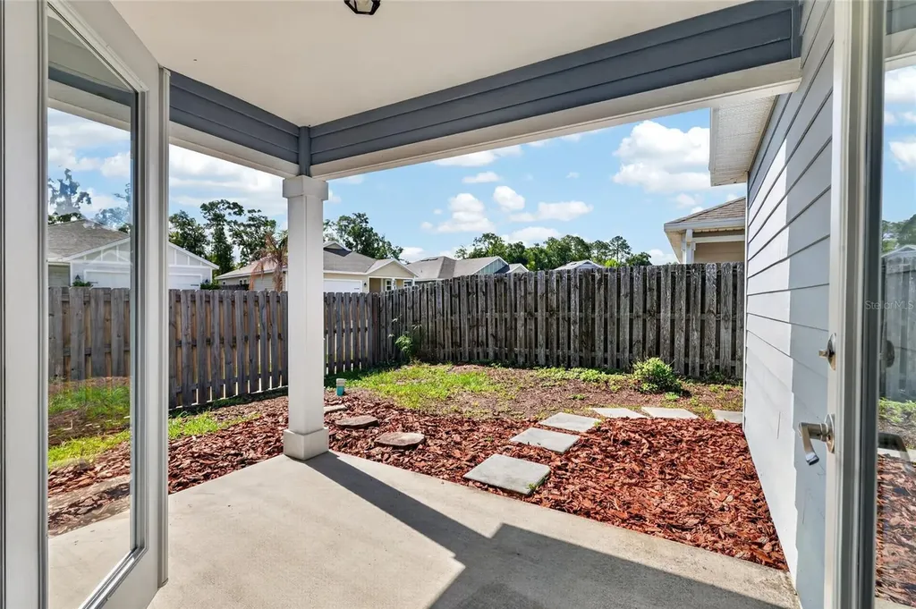 25109 SW 7th Lane Newberry FL 32669