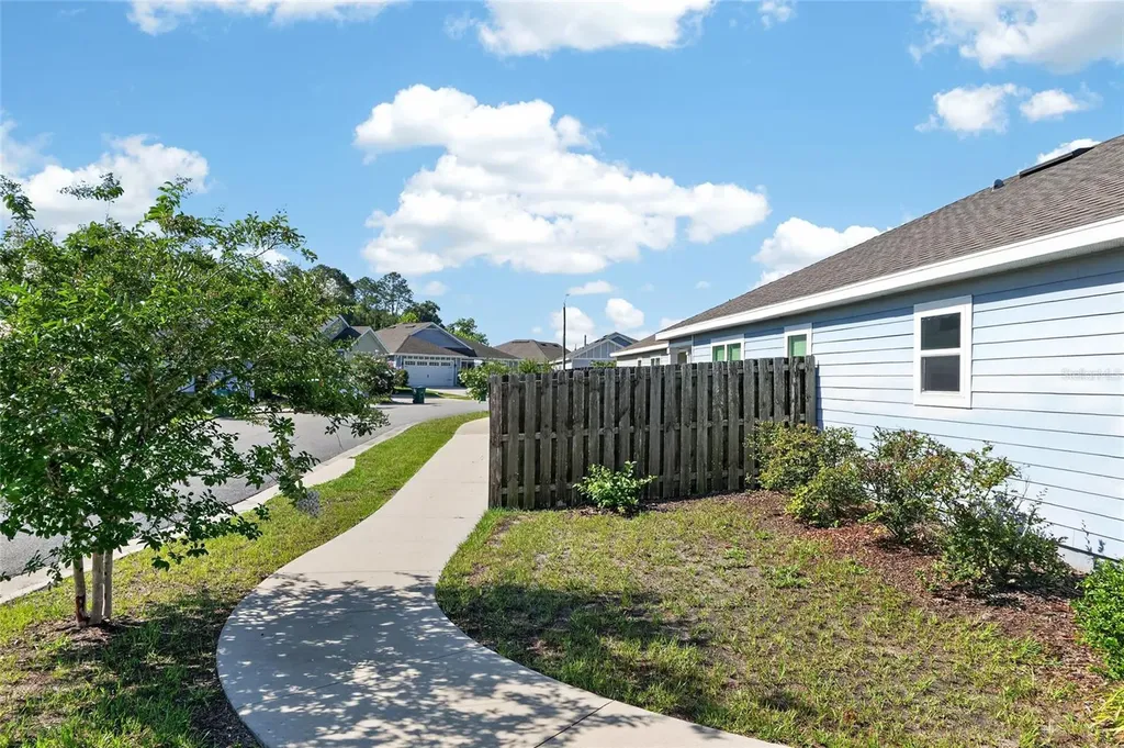 25109 SW 7th Lane Newberry FL 32669