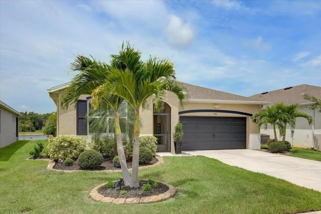 3921 Mossy Limb Court Palmetto FL 34221