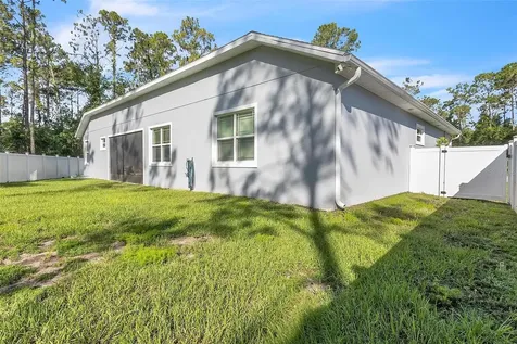 17 Zephyr Lily Place Palm Coast FL 32164