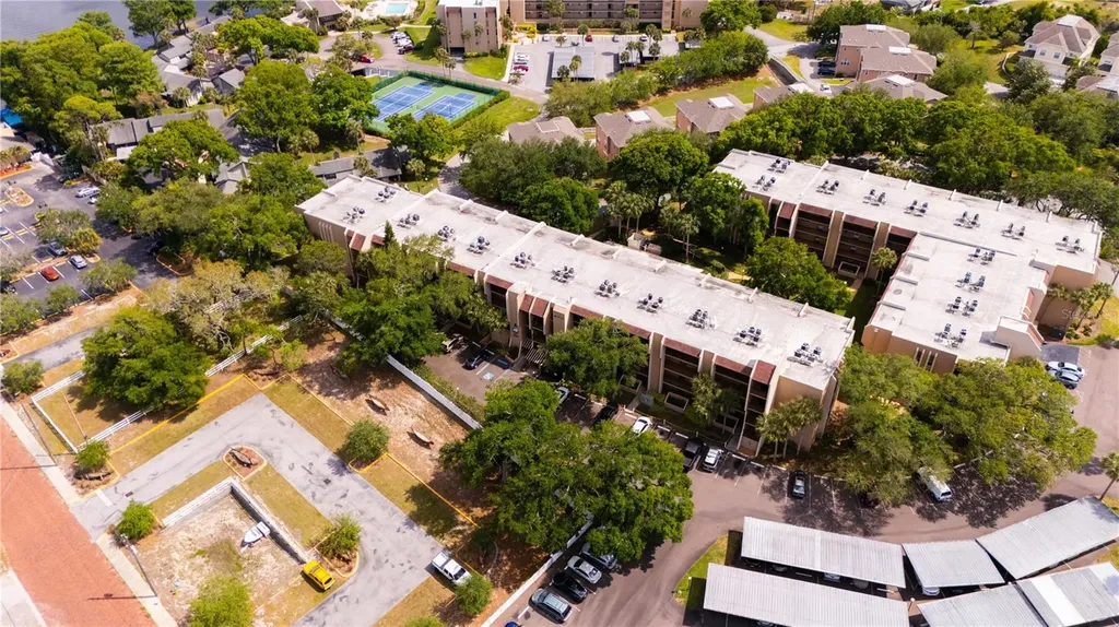 90 S. Highland Avenue Tarpon Springs FL 34689