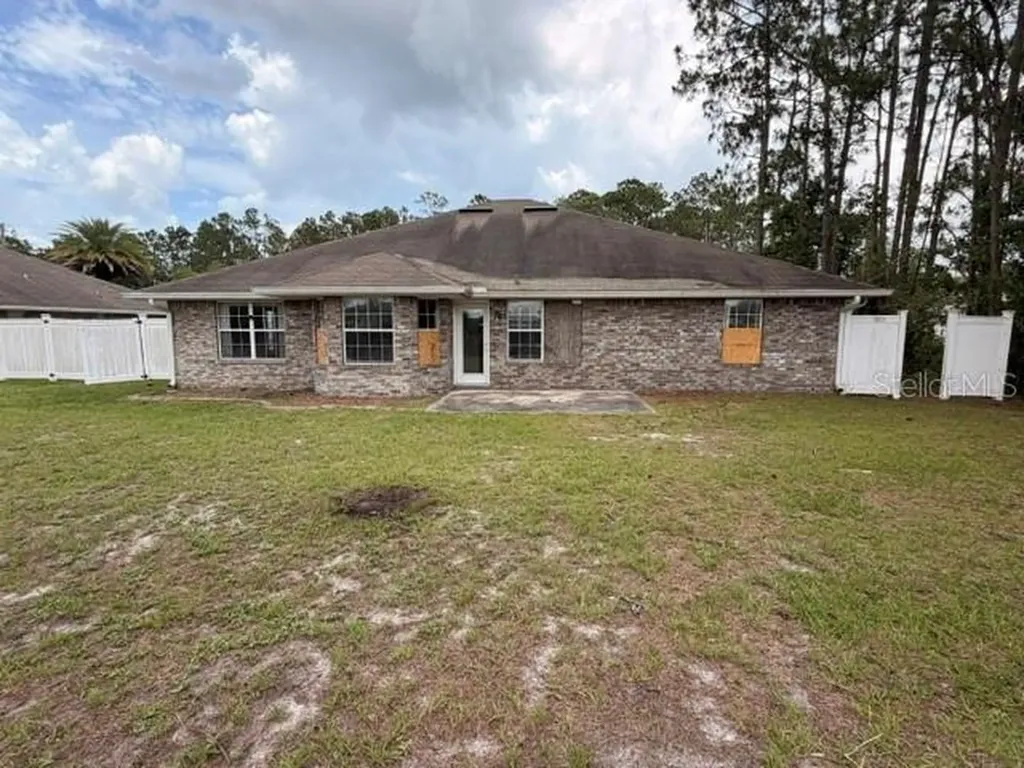 31 Karas Trail Palm Coast FL 32164