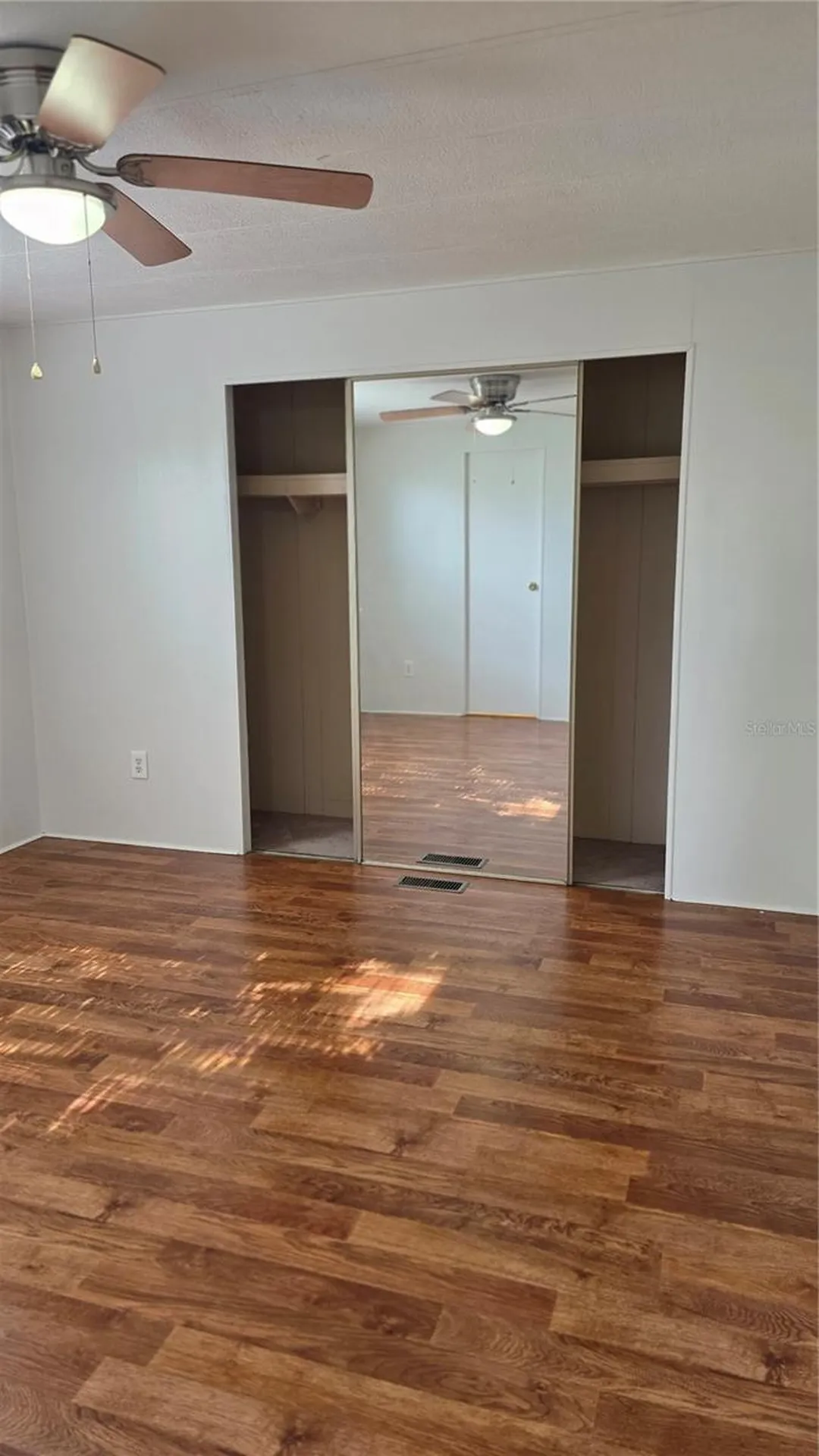 1203 Apache Circle Tavares FL 32778