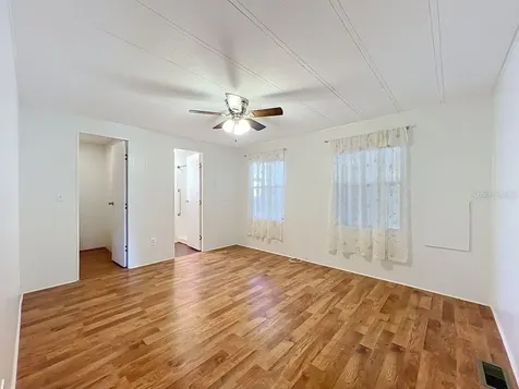 1203 Apache Circle Tavares FL 32778