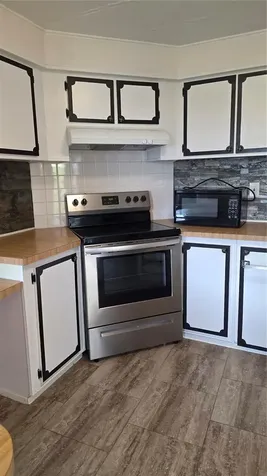 1203 Apache Circle Tavares FL 32778