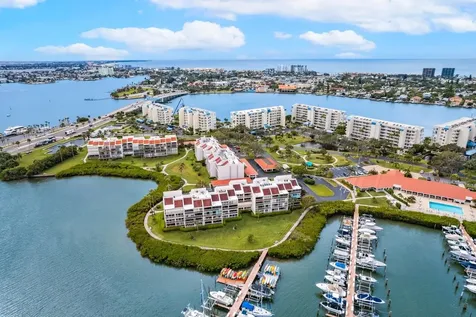 7907 Sailboat Key Boulevard S South Pasadena FL 33707