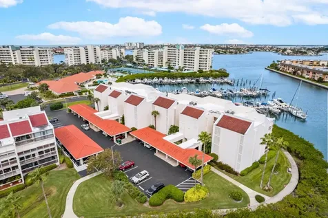 7907 Sailboat Key Boulevard S South Pasadena FL 33707