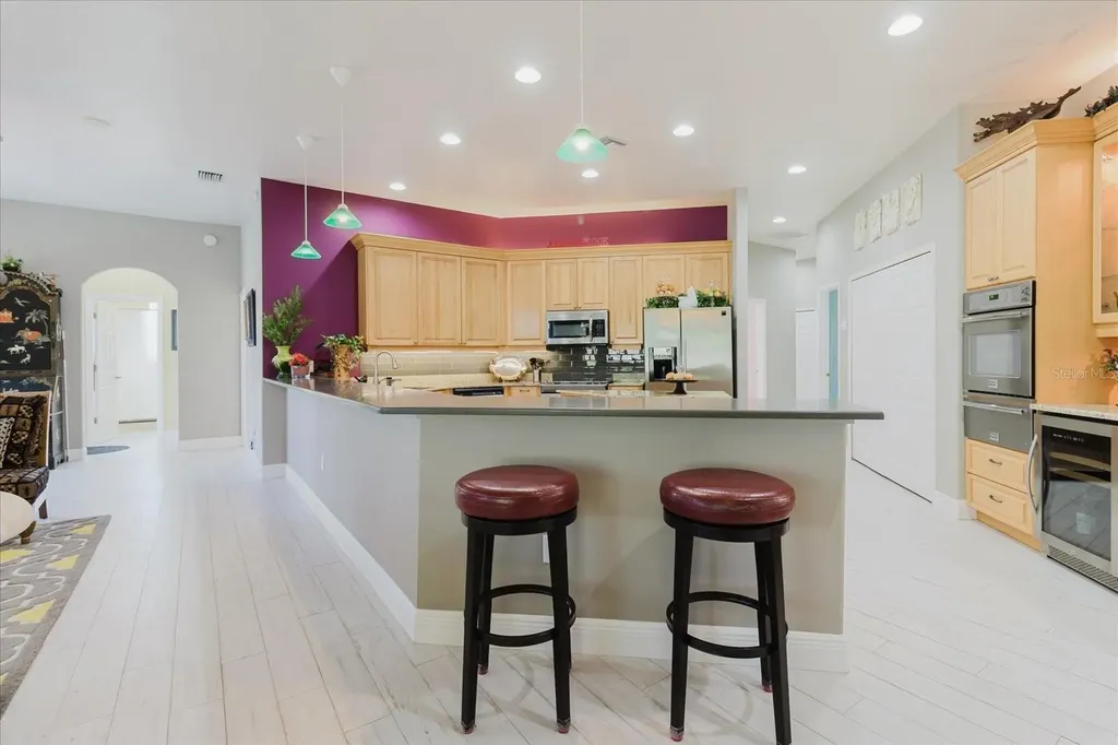 13510 Westshire Drive Tampa FL 33618