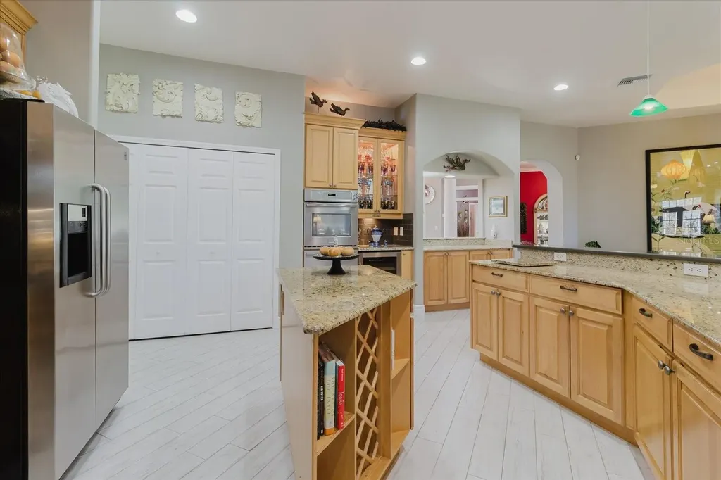 13510 Westshire Drive Tampa FL 33618