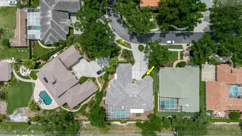 13510 Westshire Drive Tampa FL 33618