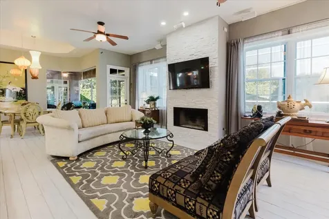 13510 Westshire Drive Tampa FL 33618