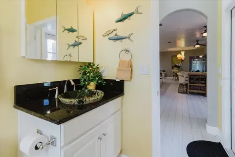 13510 Westshire Drive Tampa FL 33618