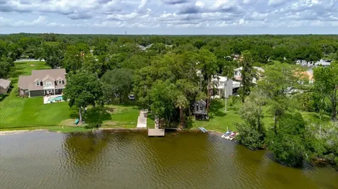 13510 Westshire Drive Tampa FL 33618