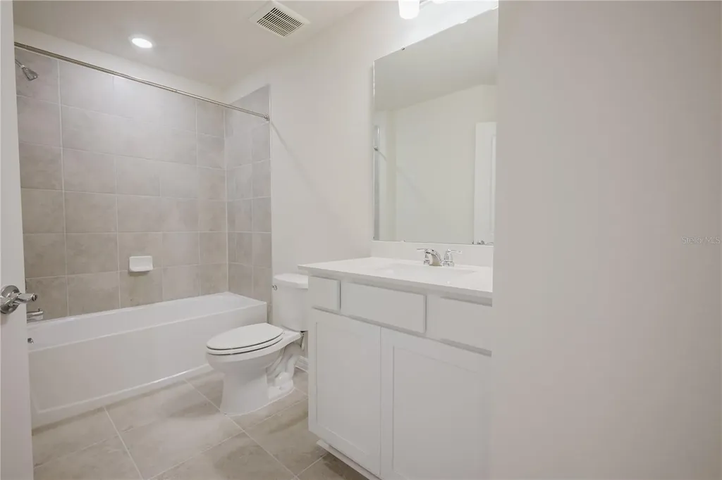 3239 Canyon Bay Point Sanford FL 32773