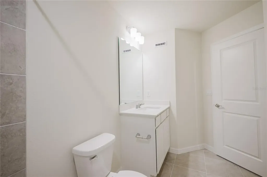 3239 Canyon Bay Point Sanford FL 32773