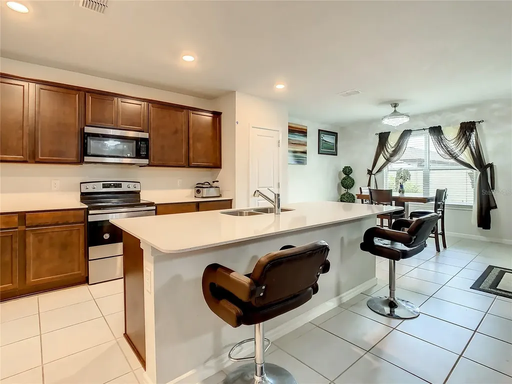30344 Marquette Avenue Wesley Chapel FL 33545