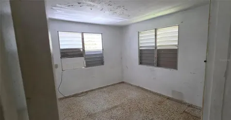8 Calle Cascada San Lorenzo PR 00754