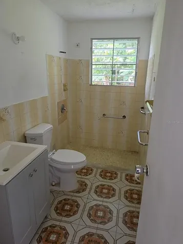 8 Calle Cascada San Lorenzo PR 00754