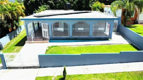 8 Calle Cascada San Lorenzo PR 00754