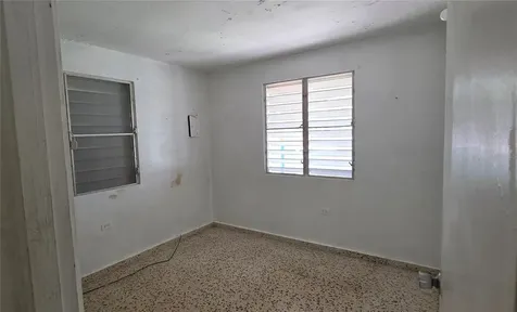 8 Calle Cascada San Lorenzo PR 00754