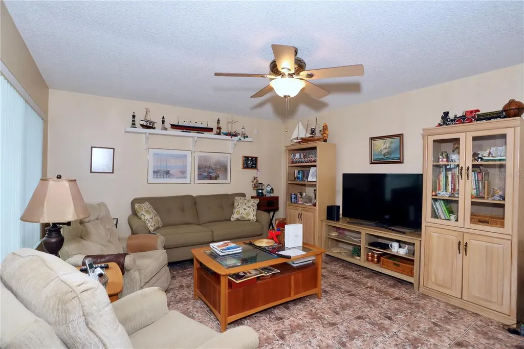 1781 King Charles Drive Kissimmee FL 34744