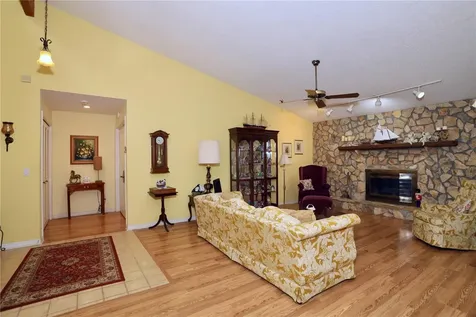 1781 King Charles Drive Kissimmee FL 34744