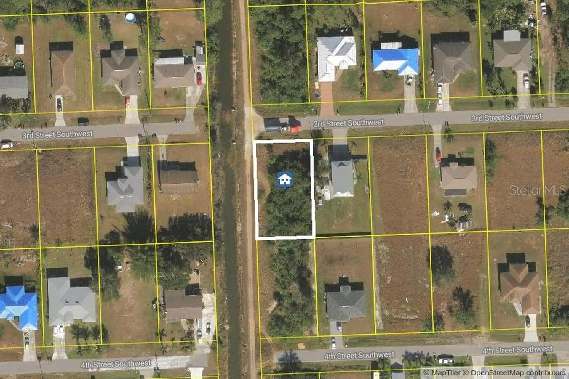 4019 3rd Street SW Lehigh Acres FL 33976