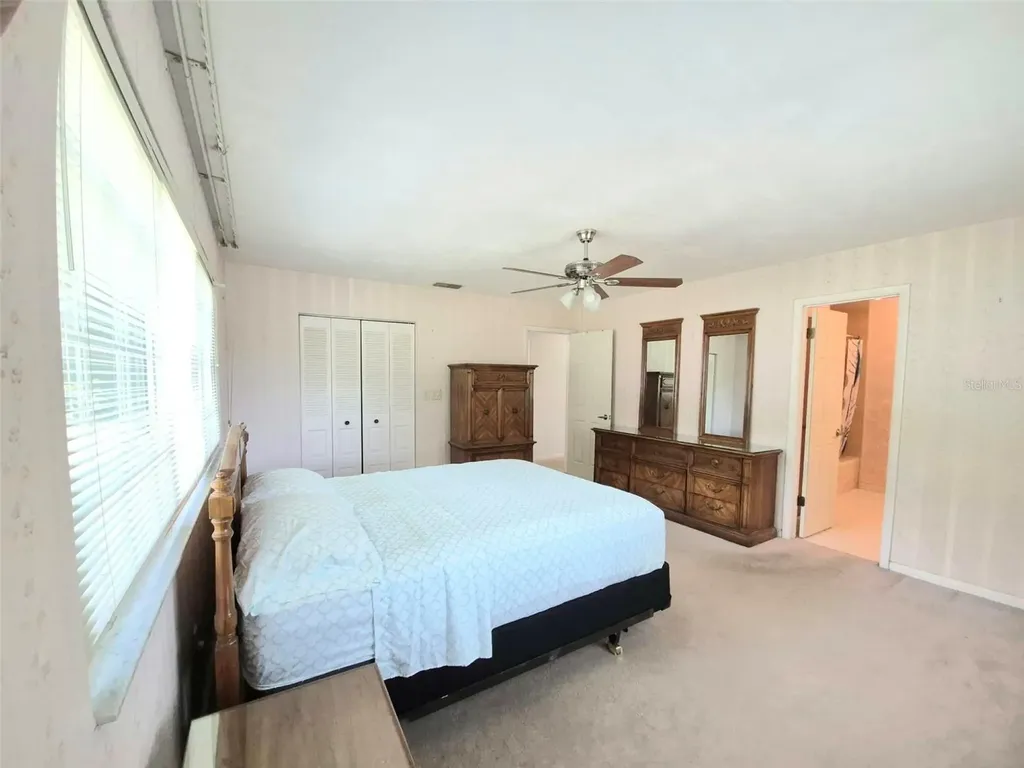 25632 SW 19th Avenue Newberry FL 32669