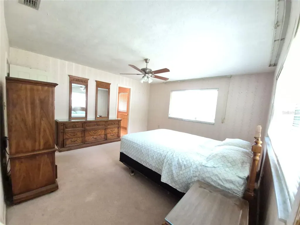 25632 SW 19th Avenue Newberry FL 32669