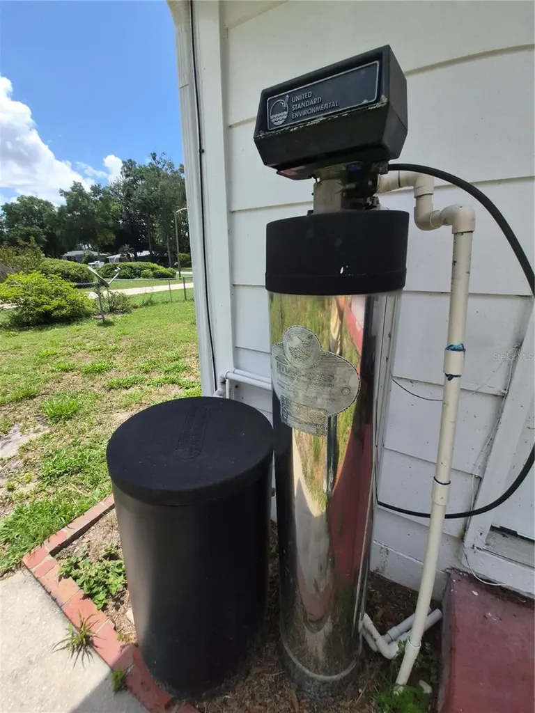 25632 SW 19th Avenue Newberry FL 32669