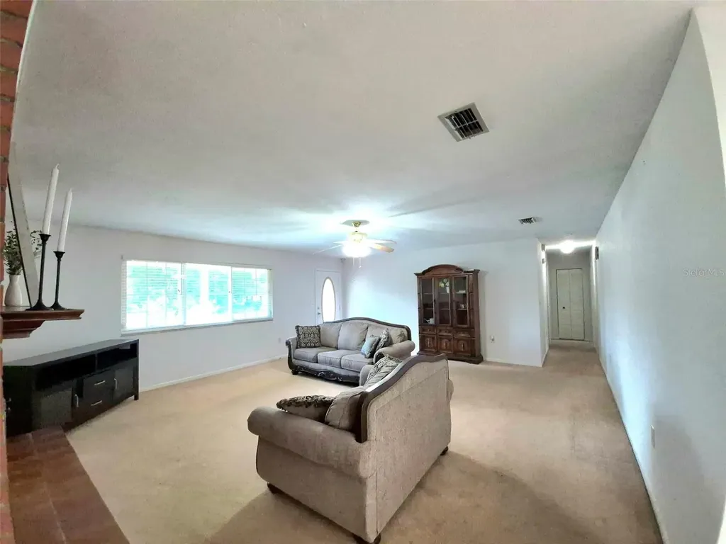 25632 SW 19th Avenue Newberry FL 32669