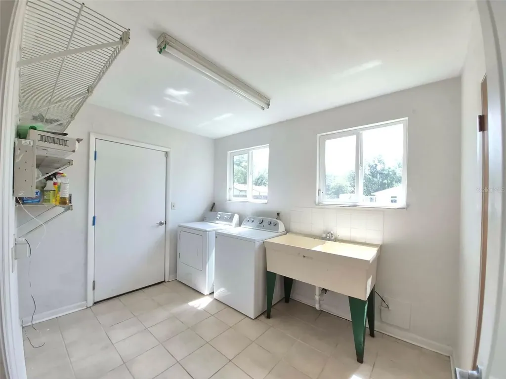 25632 SW 19th Avenue Newberry FL 32669