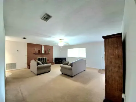25632 SW 19th Avenue Newberry FL 32669