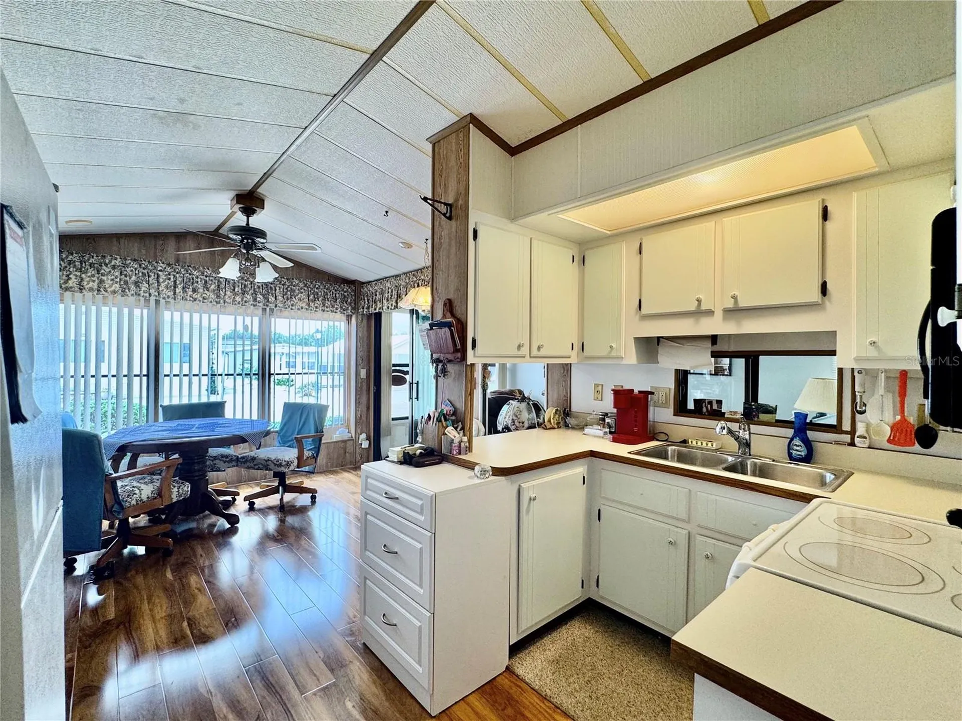 35224 Dodie Drive Zephyrhills FL 33541