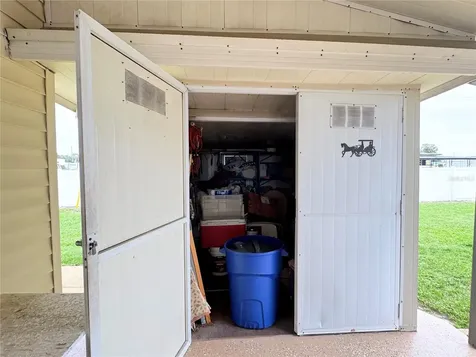 35224 Dodie Drive Zephyrhills FL 33541