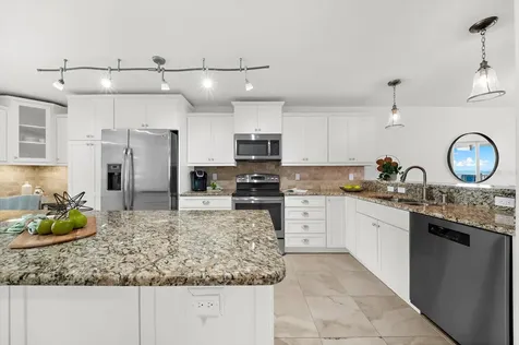 2600 Gulf Drive N Bradenton Beach FL 34217