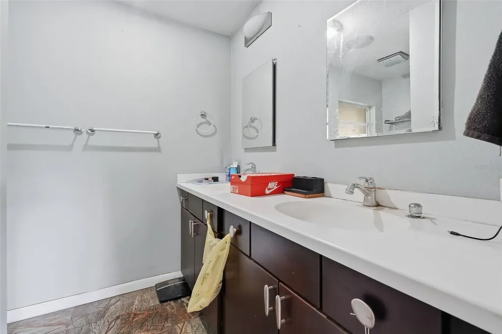 832 S Parsons Avenue Brandon FL 33511