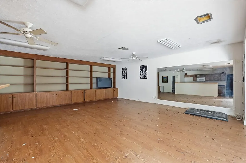 832 S Parsons Avenue Brandon FL 33511