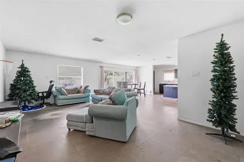 832 S Parsons Avenue Brandon FL 33511