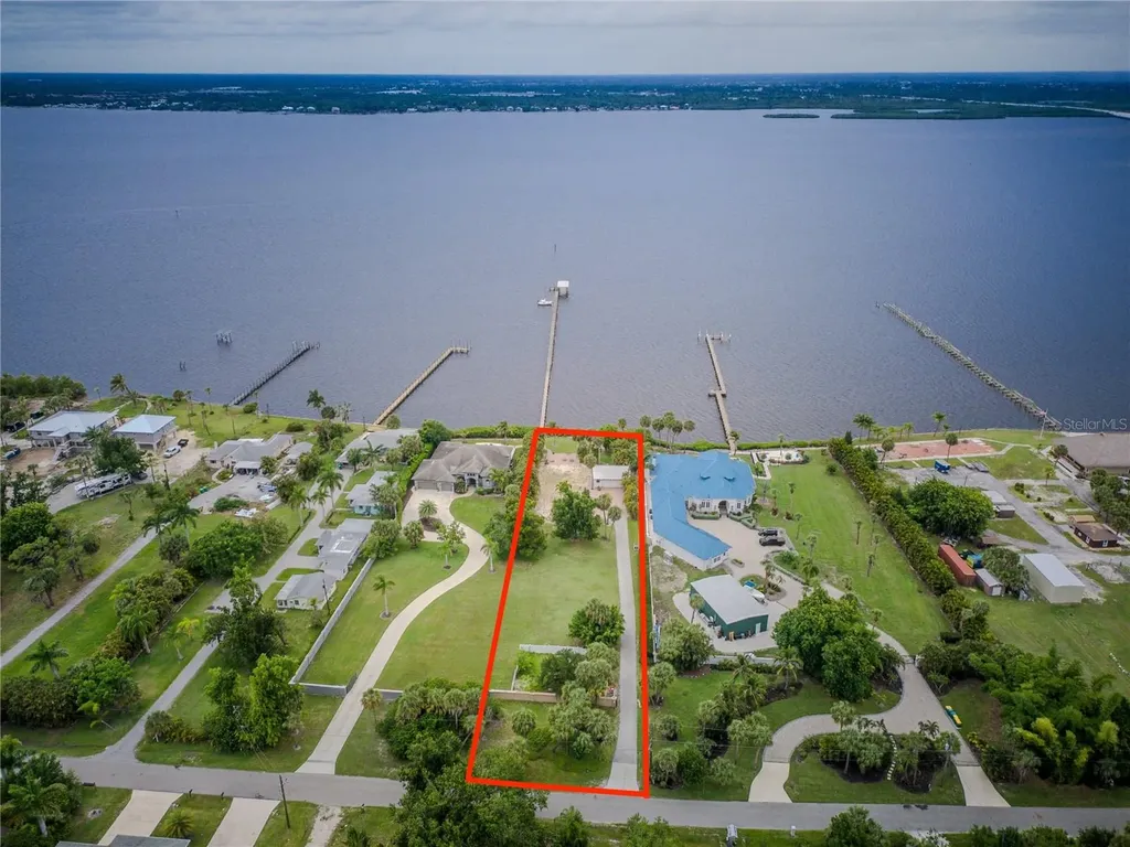 25472 Shore Drive Punta Gorda FL 33950