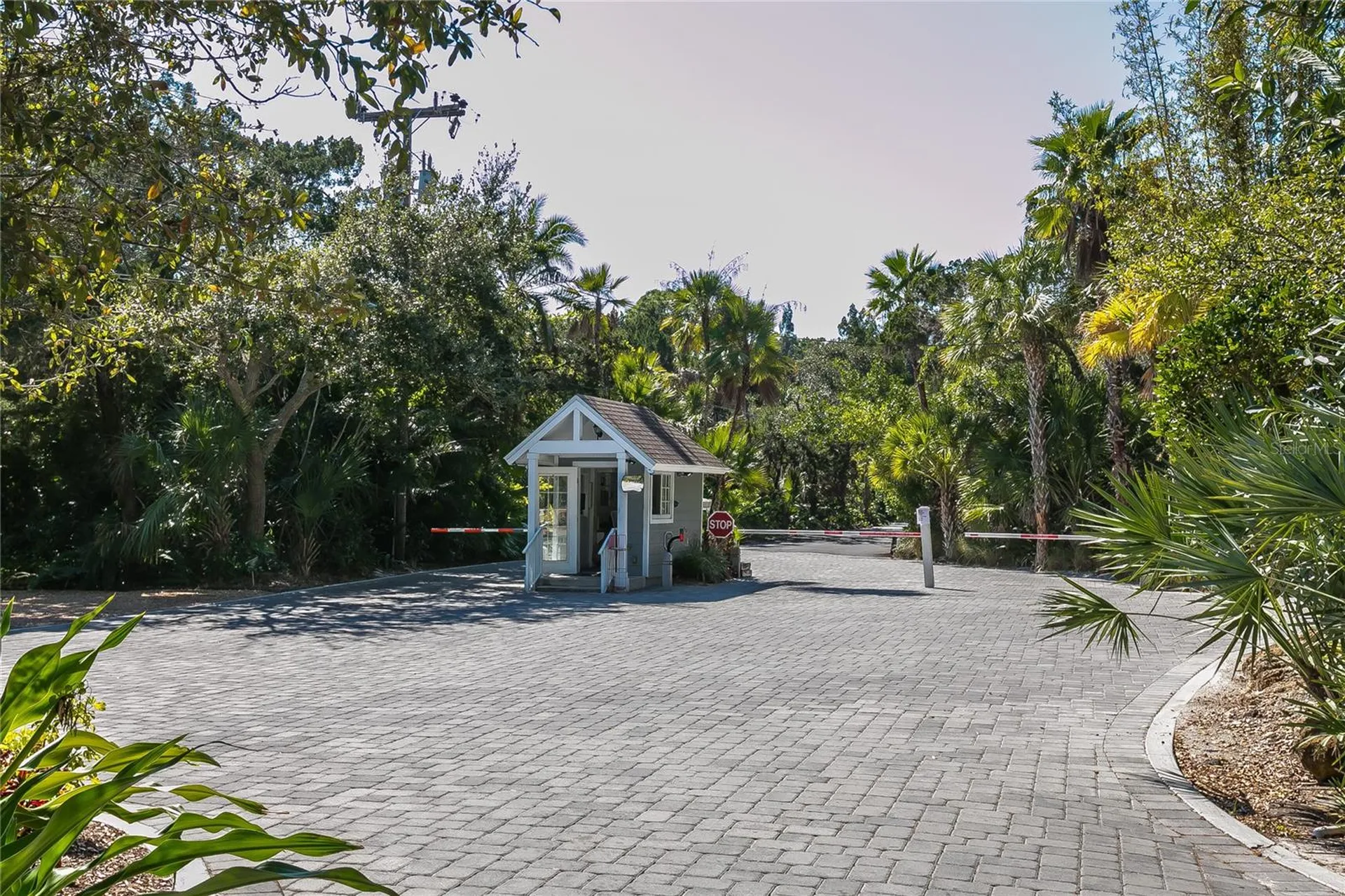 7219 Pine Needle Road Sarasota FL 34242