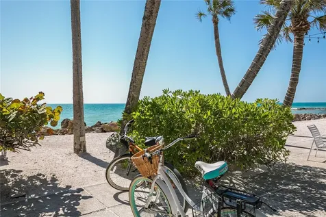 7219 Pine Needle Road Sarasota FL 34242