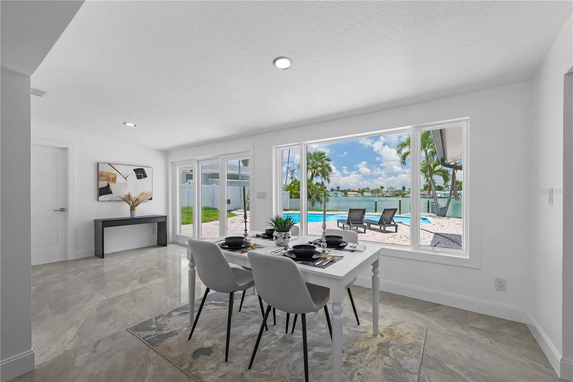 7905 9th Avenue S St Petersburg FL 33707