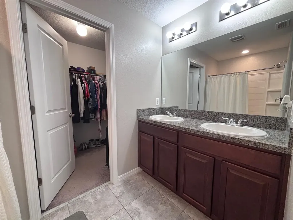 405 Serenity Mill Loop Ruskin FL 33570